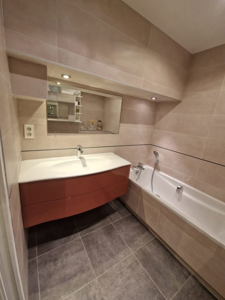 2be8bffd-c042-4cf1-b669-295d481479e3